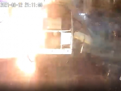 Разорвало за секунду: В Воронеже взорвался автобус. Пострадали люди (Видео)