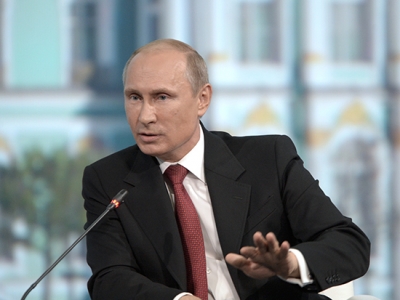 Путин: Реальные доходы россиян должны вырасти не менее чем на 2,5%