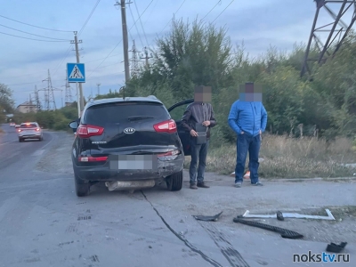 ДТП в Новотроицке: на Западном столкнулись три иномарки