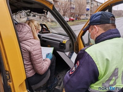 В Новотроицке состоялся очередной рейд по соблюдению гражданами правил масочного режима