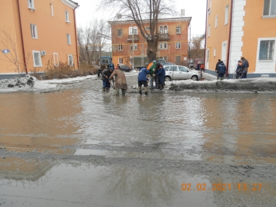 В Новотроицке из-за коммунальной аварии изменился график работы образовательных учреждений