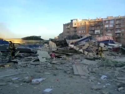 Во Владикавказе произошел взрыв на городском рынке. От двухэтажного здания ничего не осталось (Видео)