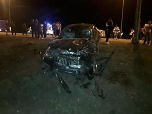 Один человек погиб, еще один в больнице. Водитель BMW спровоцировал серьезную аварию на трассе «Оренбург - Казань»