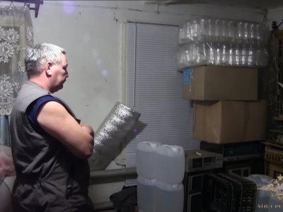 Правоохранители «накрыли» в Оренбуржье подпольный цех по производству алкоголя (Видео)