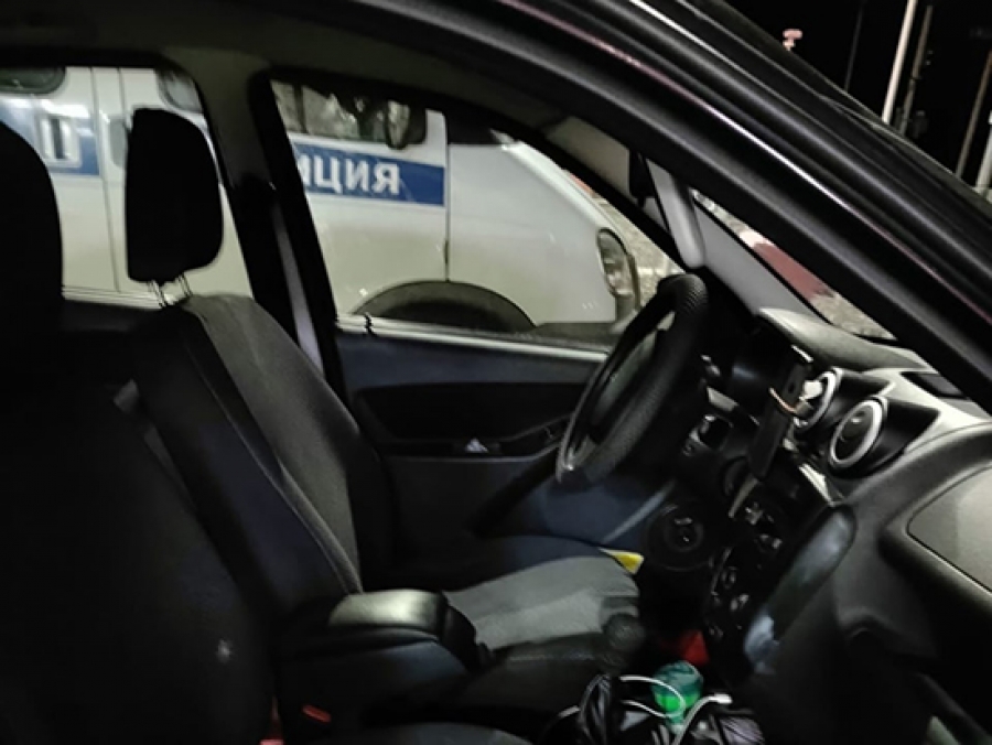На глухонемую такси напал мужчина. Глухонемой таксист. Таксист наказал пассажира. Вчерашние аварии в Оренбурге.