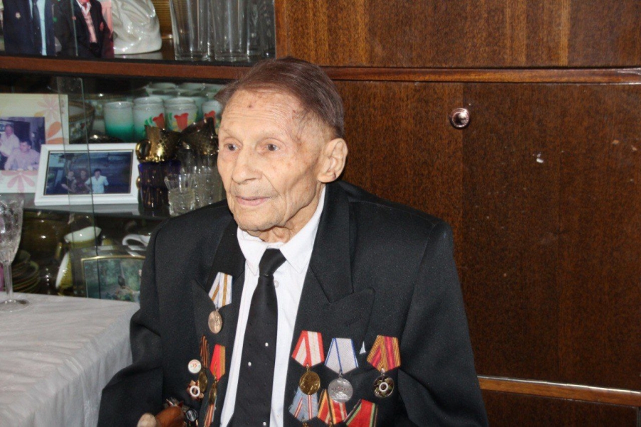 Столетний юбилей отмечает сегодня ветеран ВОВ  Владимир Евдокимов