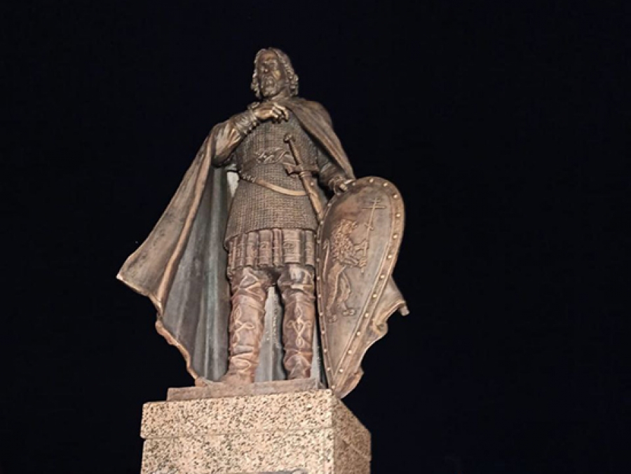 В Абдулино появился памятник князю Александру Невскому