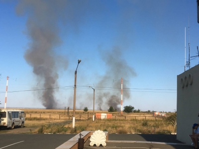 В окрестностях аэропорта Орск произошло возгорание степи