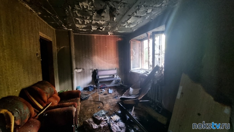 В Новотроицке утро началось с пожара в доме