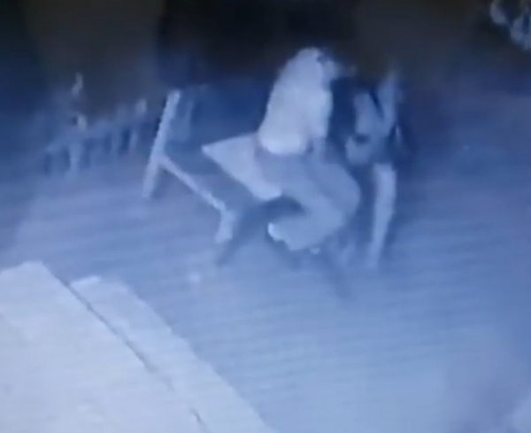 Ночное преступление в Новотроицке попало на видео