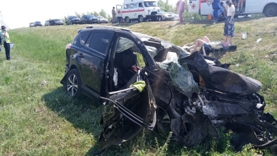 В результате аварии на трассе в Оренбуржье пострадали 7 человек (Фото)